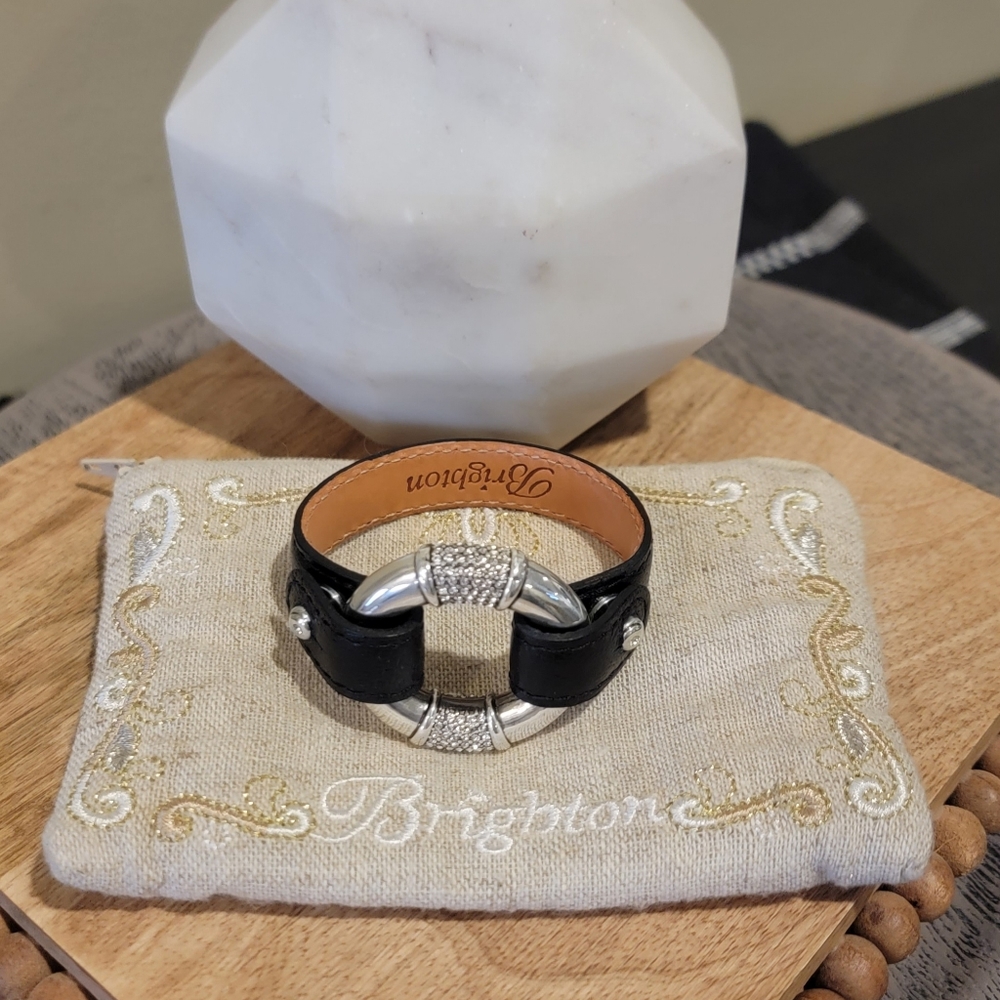Brighton Segovia Arcos black leather bracelet